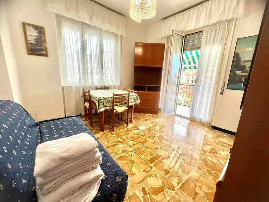 Apartment Suite Massa 221 - Sanremo Italy